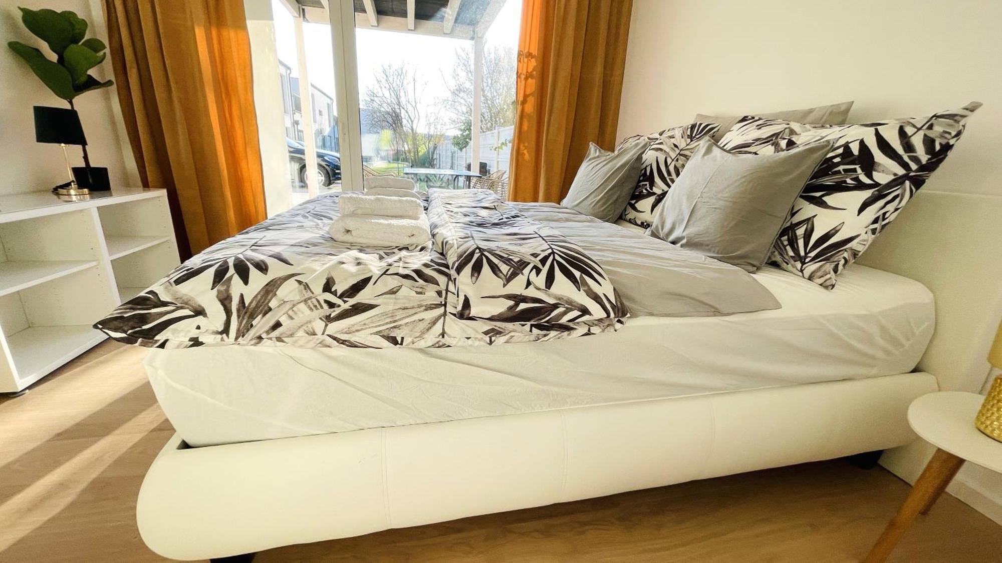 House Flow, 3 Room, Free 2 Parking Bratislava Luaran gambar