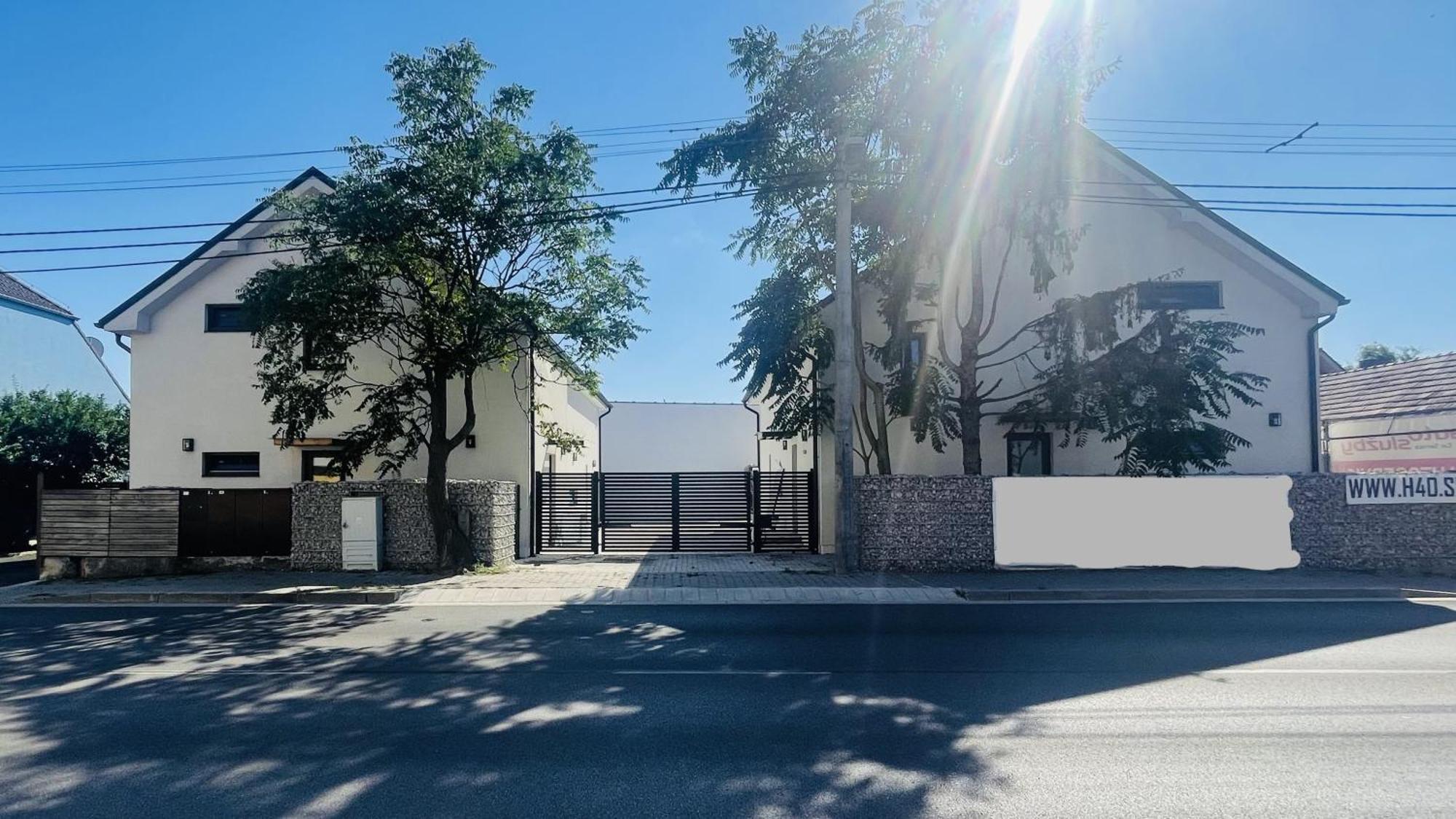 House Flow, 3 Room, Free 2 Parking Bratislava Luaran gambar