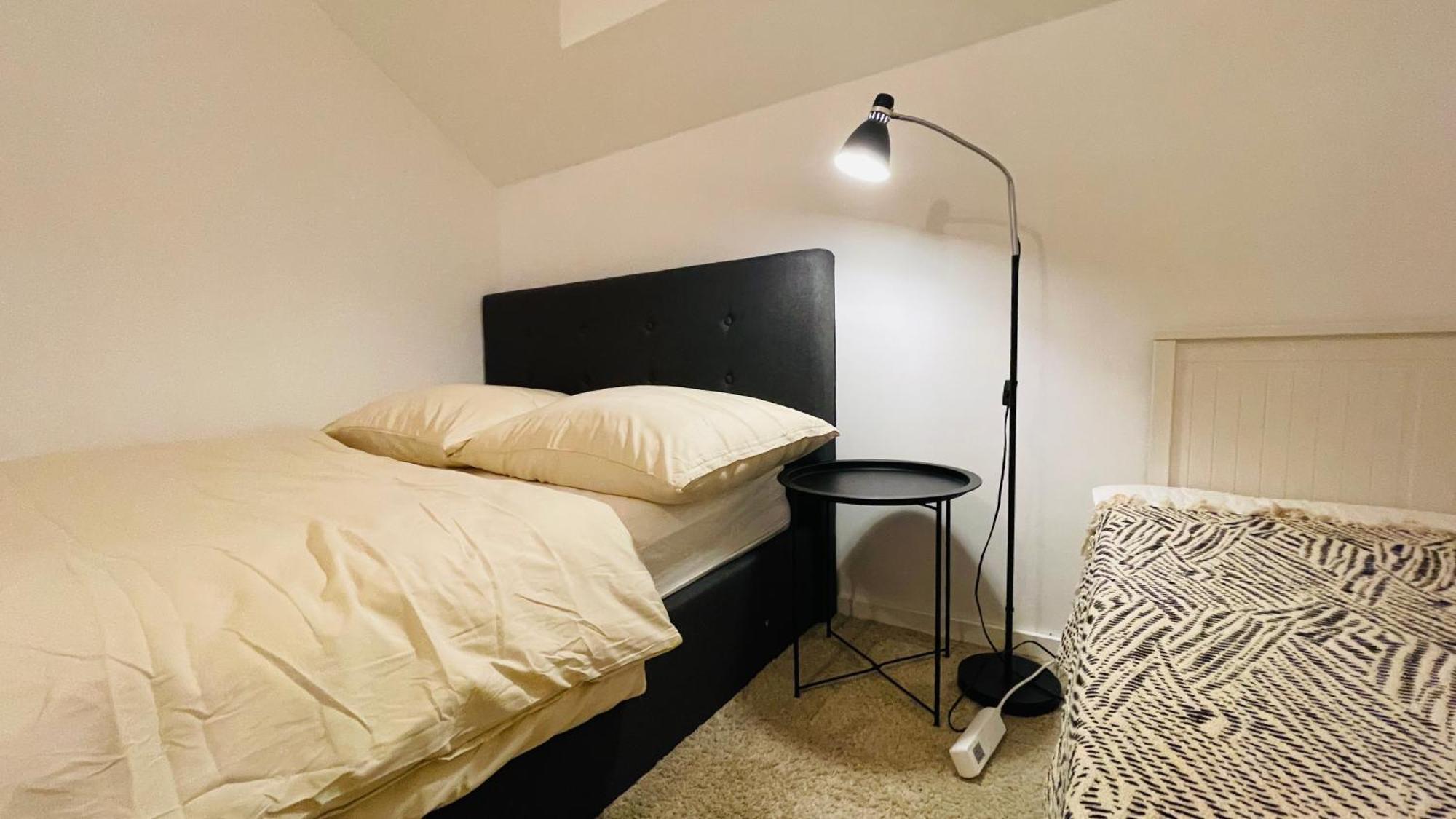 House Flow, 3 Room, Free 2 Parking Bratislava Luaran gambar