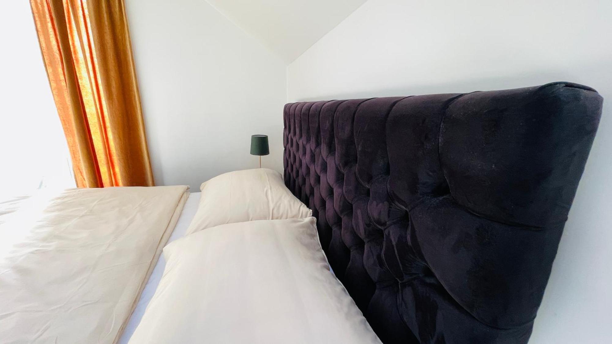 House Flow, 3 Room, Free 2 Parking Bratislava Luaran gambar