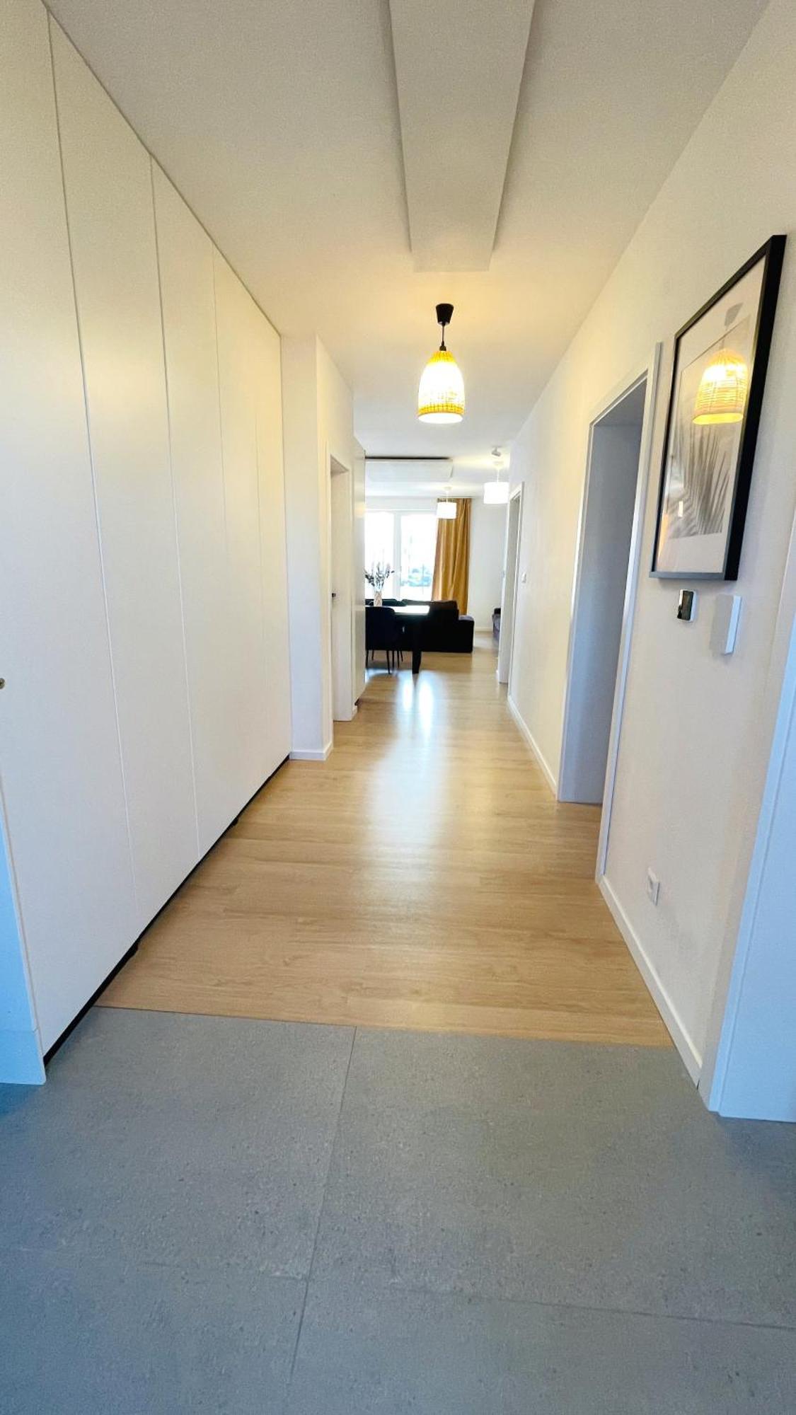 House Flow, 3 Room, Free 2 Parking Bratislava Luaran gambar